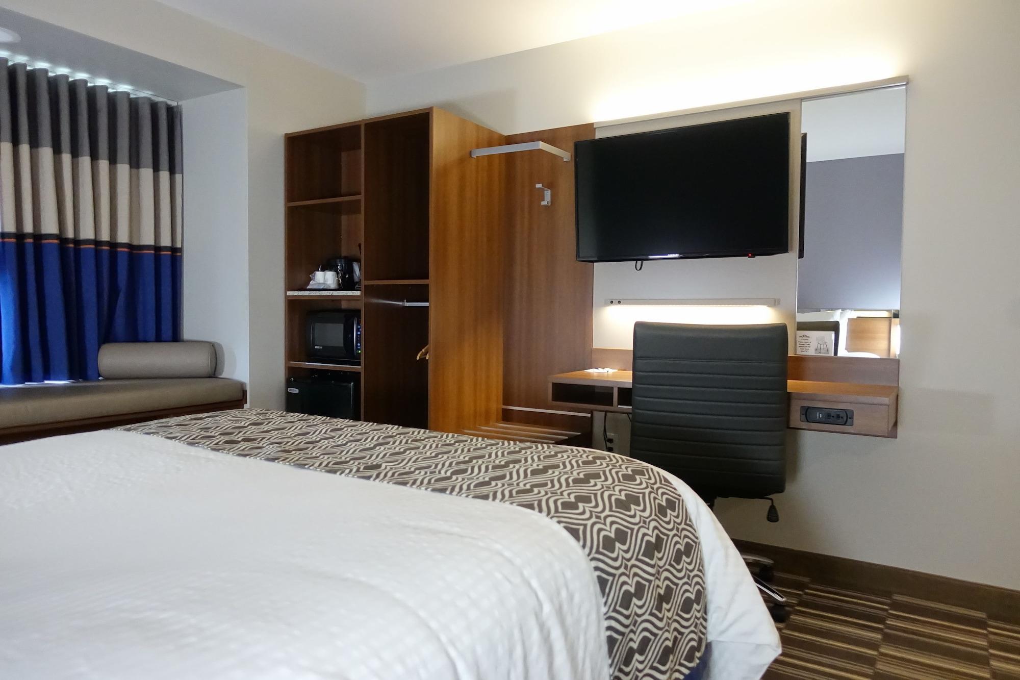 Microtel Inn & Suites Су-Сент-Мари Экстерьер фото