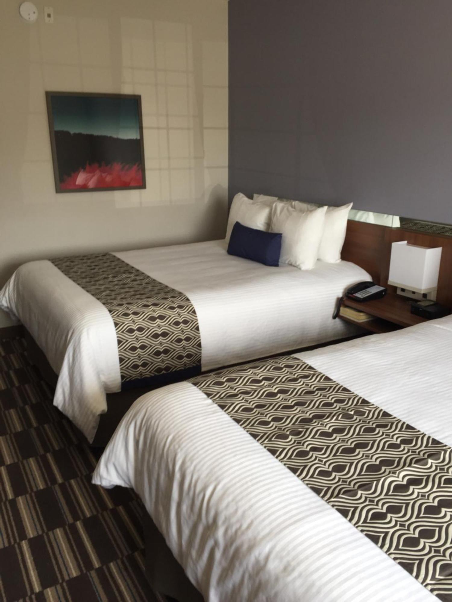 Microtel Inn & Suites Су-Сент-Мари Экстерьер фото