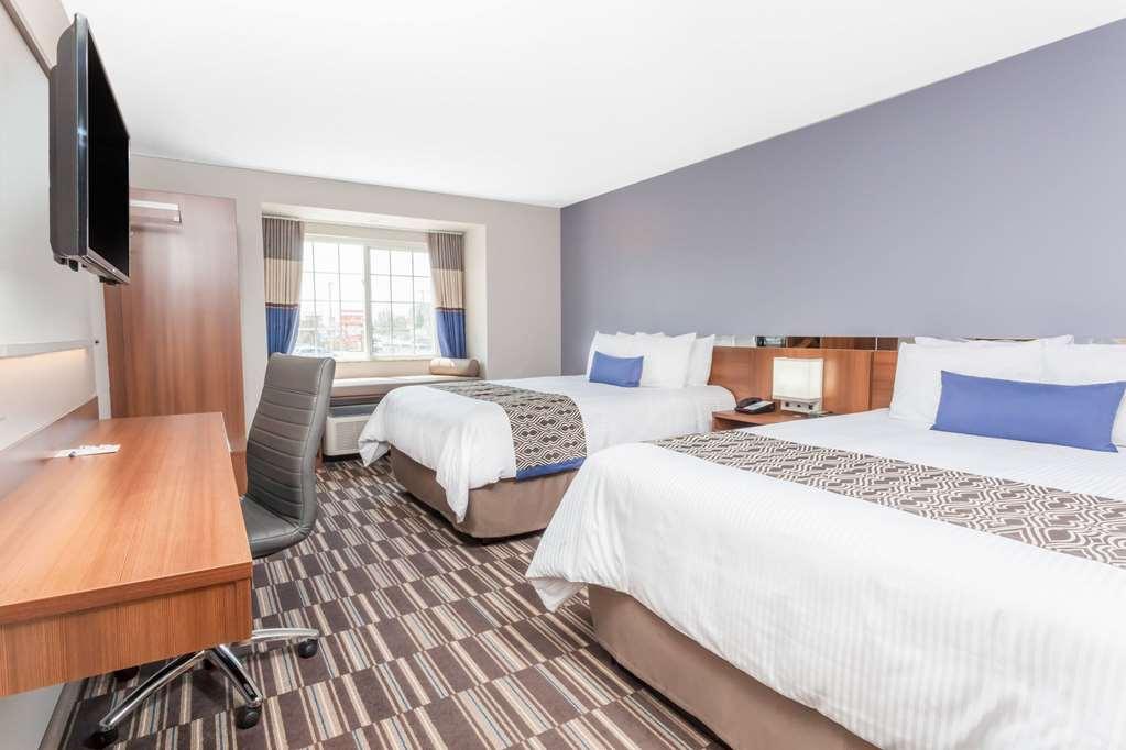 Microtel Inn & Suites Су-Сент-Мари Номер фото