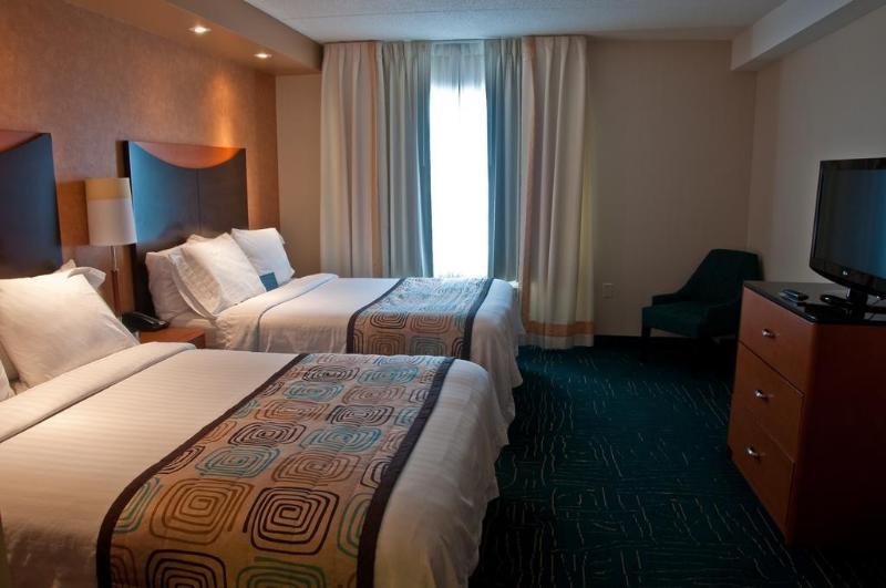 Microtel Inn & Suites Су-Сент-Мари Экстерьер фото