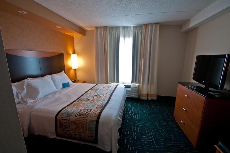 Microtel Inn & Suites Су-Сент-Мари Экстерьер фото